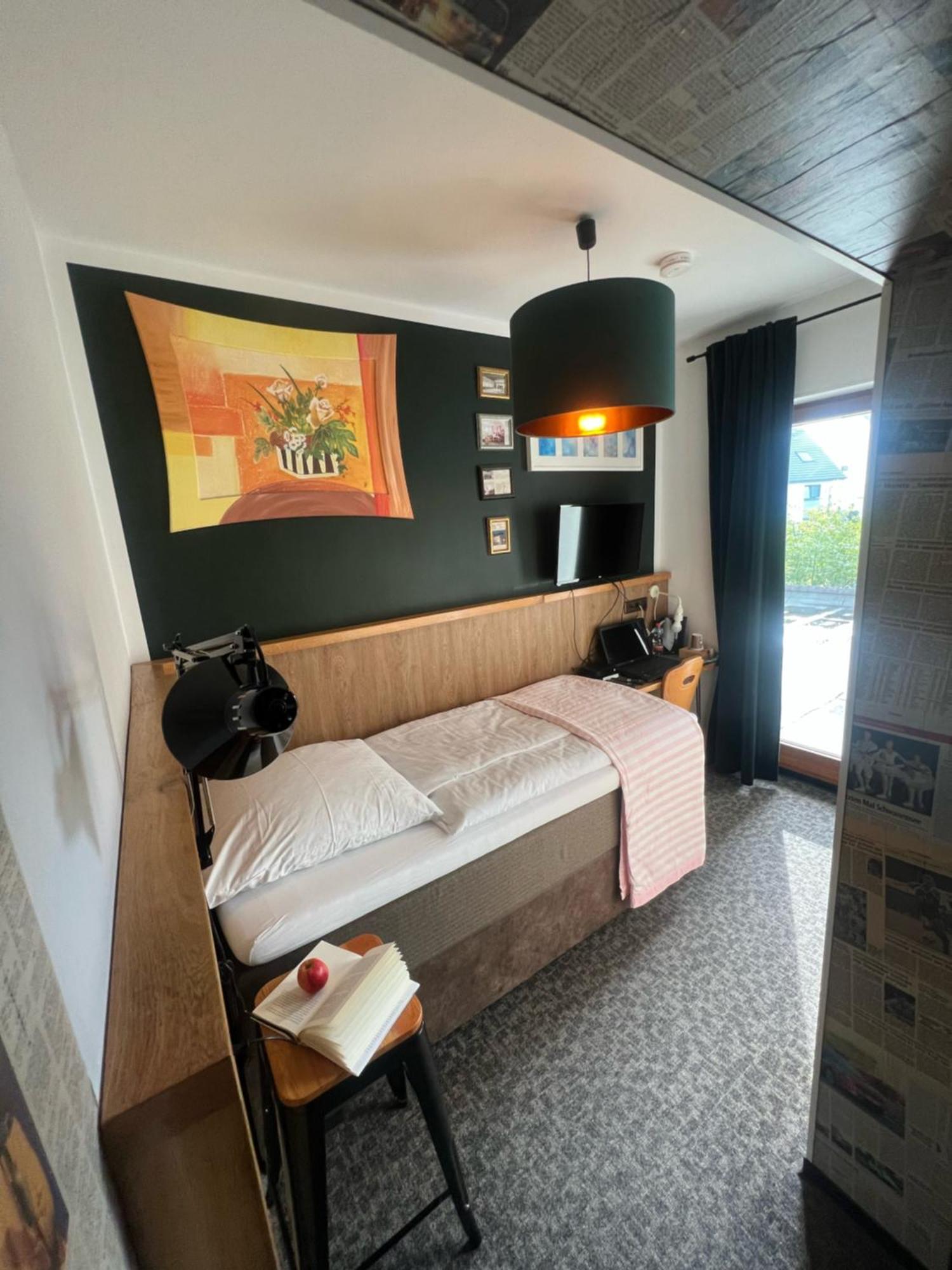 Hotel Kraus Bielefeld Bagian luar foto
