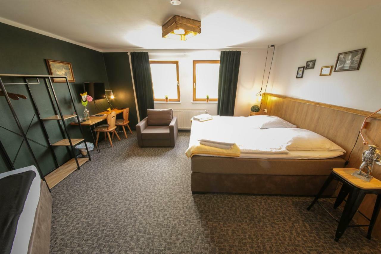 Hotel Kraus Bielefeld Bagian luar foto
