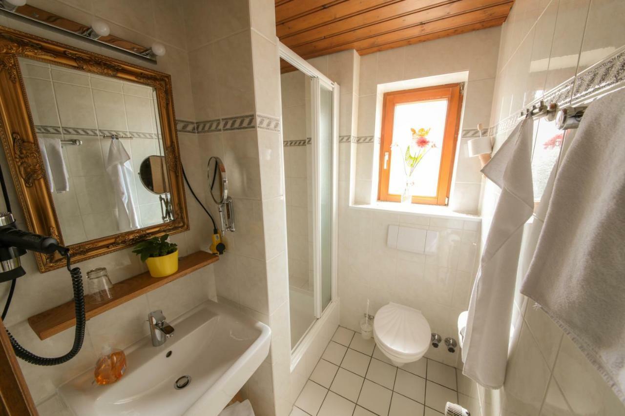 Hotel Kraus Bielefeld Bagian luar foto